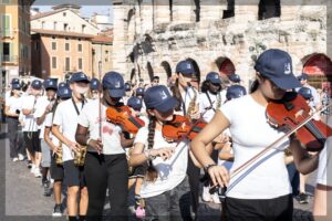 Orchestra in Movimento in Piazza Brà